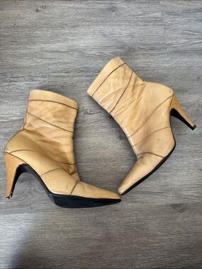 River Island Women’s Tan Leather Pointed-Toe Ankle Boots